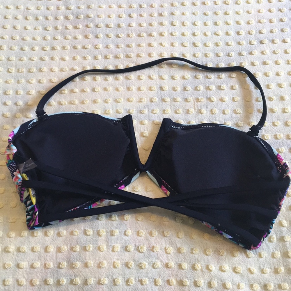 Small Bikini Top - Picture 2 of 2